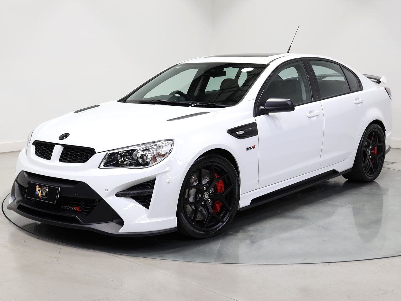 2017 HSV GTSR W1 Build No 70 - Heron White 812km - Image 139317
