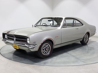1968 Holden HK Monaro GTS 307 - Silver Mink