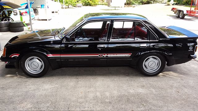 1981 VC HDT Brock Commodore #407 - Image 57975