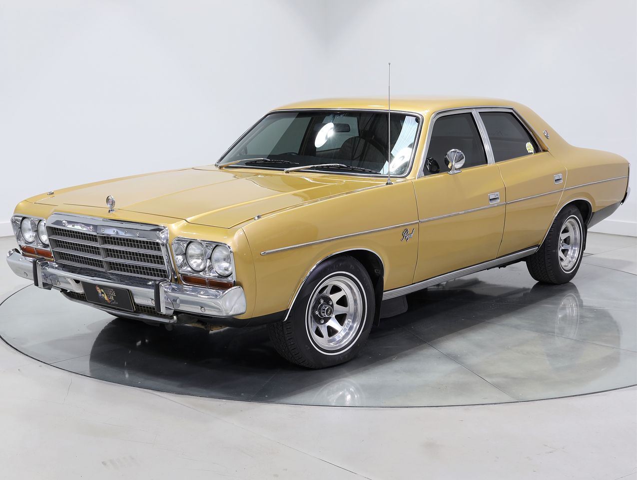 1976 Chrysler CL Valiant Regal SE - Topaz Gold Metallic - Image 131236