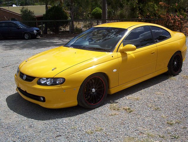 VY CV8 Monaro race car - Image 27121
