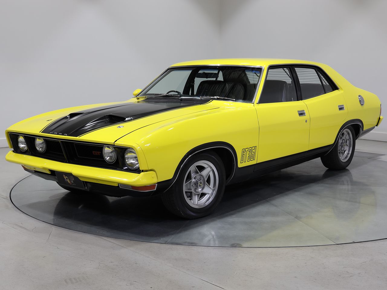 1973 Ford Falcon XB GT 4V Toploader Sedan - Yellow Blaze - Image 168823