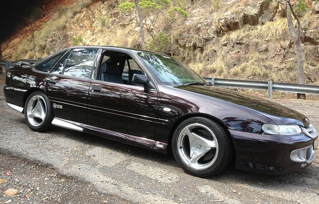 1995 VS HSV GTS - Cherry black - Image 49991