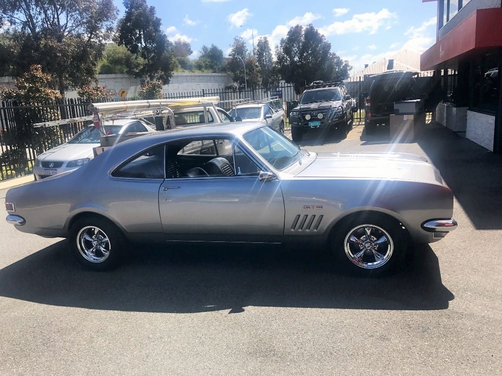 1968 HK GTS Monaro Replica 307 V8