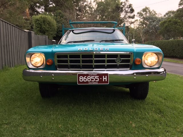 1976 HX Holden Commercial One Tonner V8