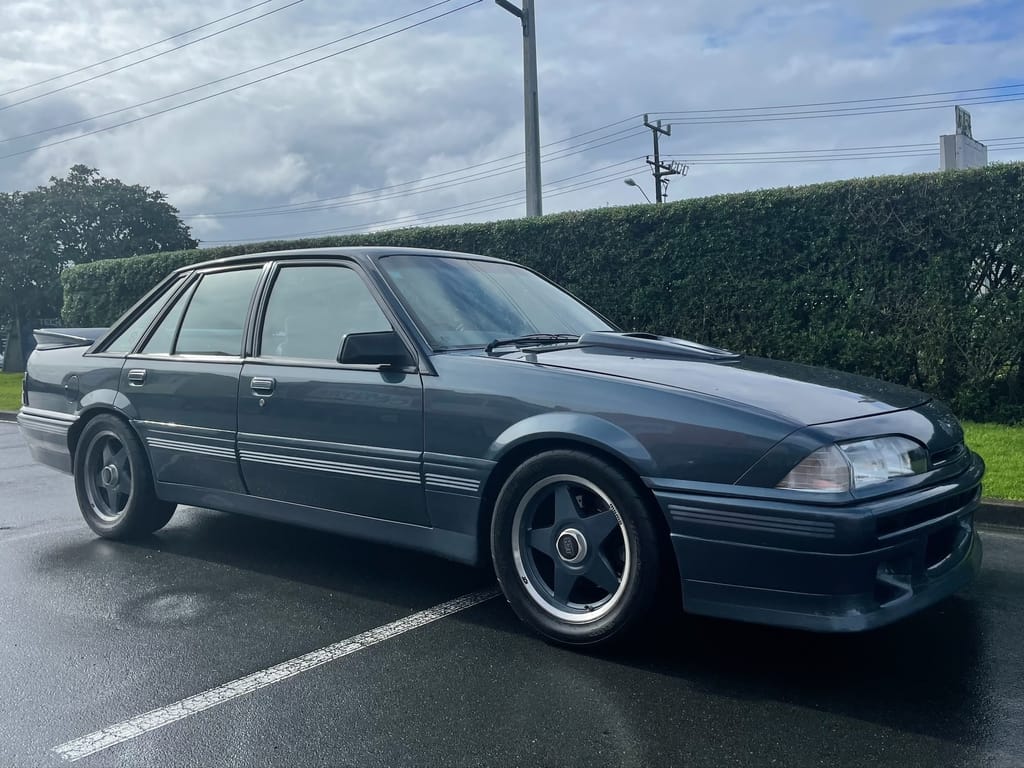 1987 VL HDT Improved Commodore