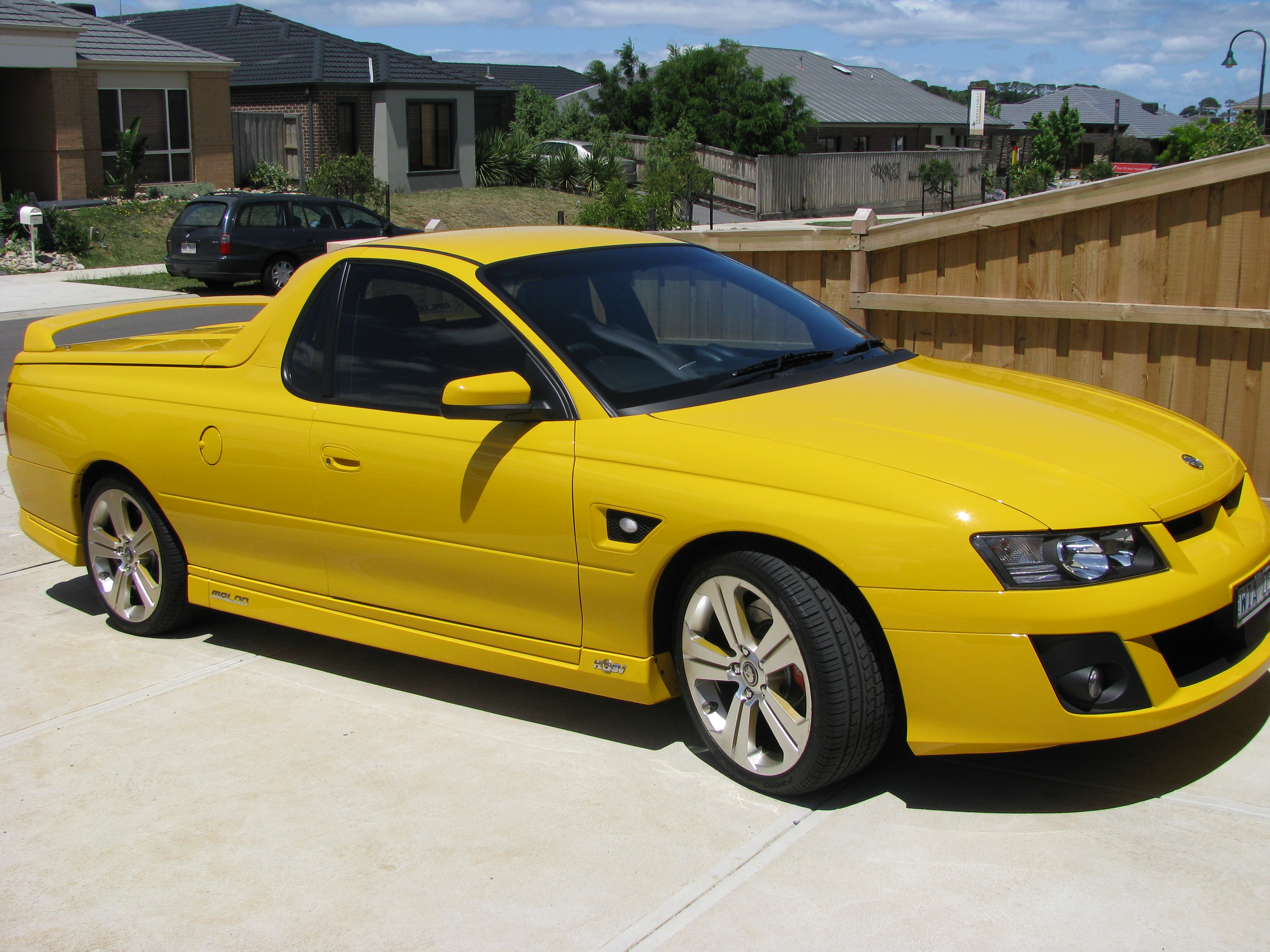 HSV VZ Maloo R8 Ute