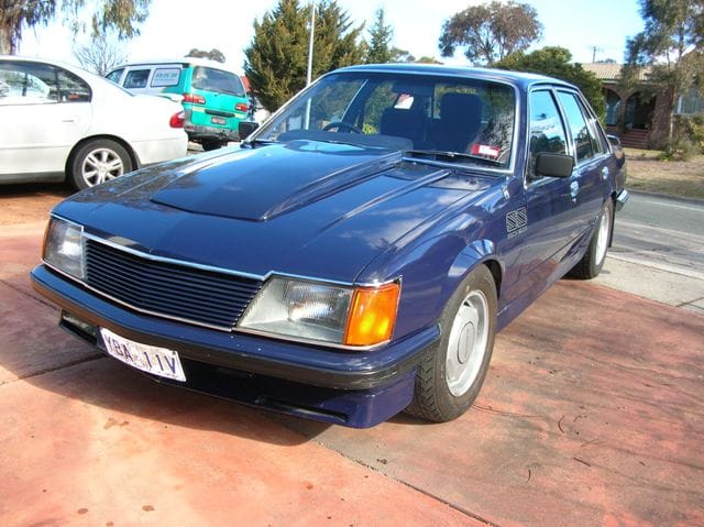 VH ADP Brock Commodore #845