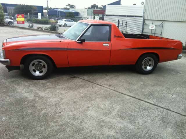 HJ Sandman Replica ute - 308 V8