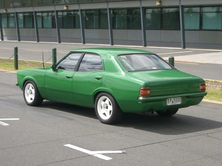 Cortina TC V8