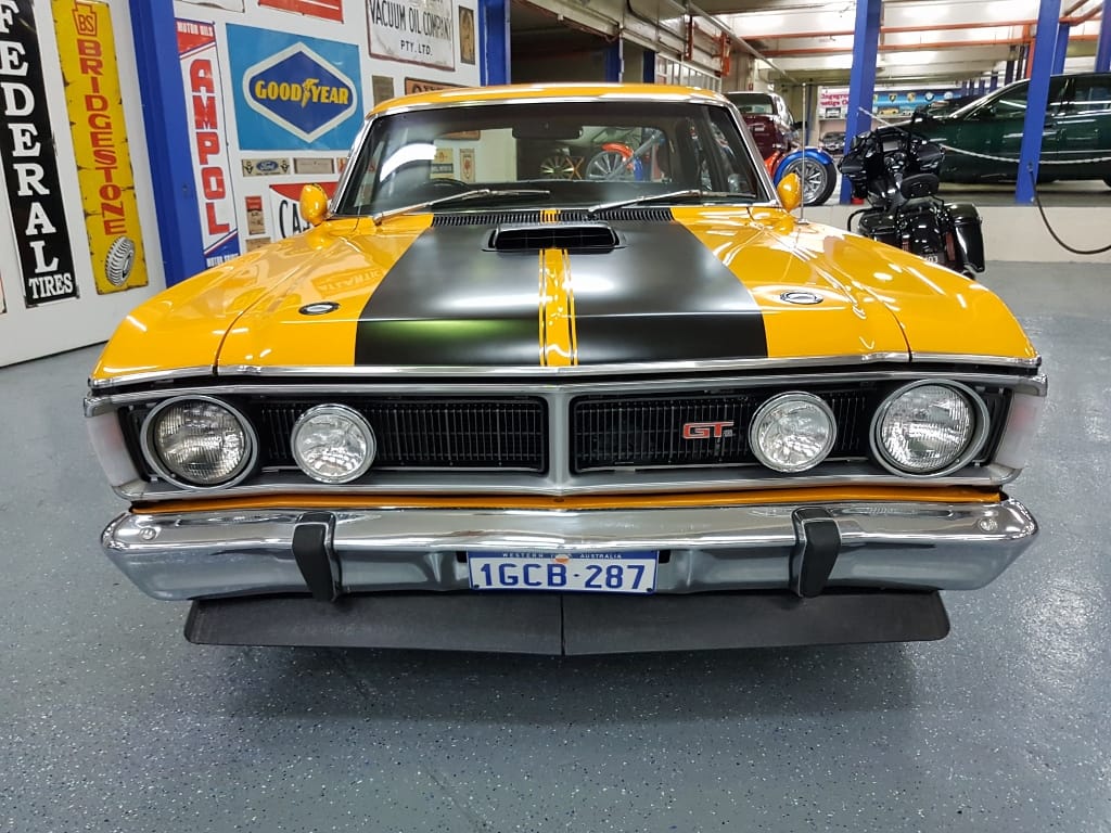 1971 XY GT Falcon Replica