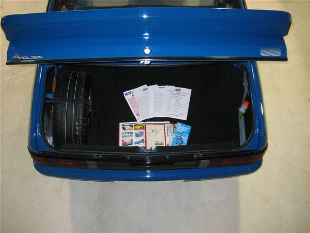 VK Grp A Commodore #211