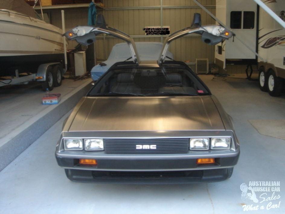 Delorean DMC-12 (gen. 2,075 miles)