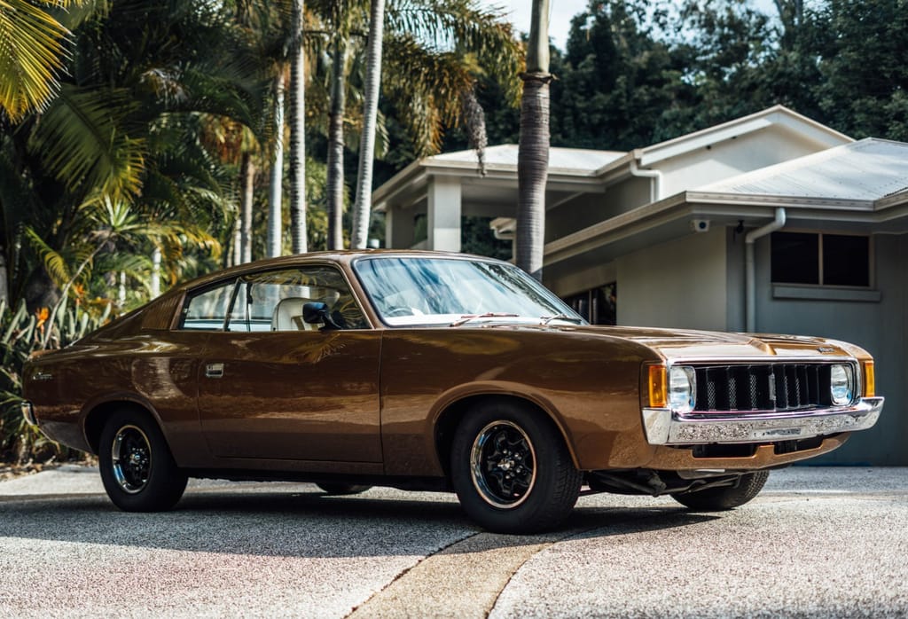 1973 VJ Valiant Charger K10 - Ex Maroubra NSW Police Car