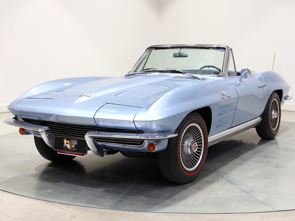 1964 Chevrolet Corvette C2 Sting Ray 327ci 'Fuelie' - Silver Blue Metallic