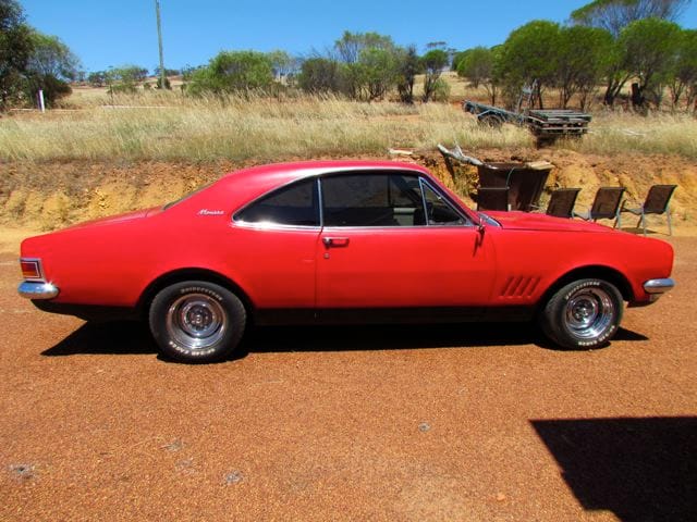 HG GTS Monaro 308 V8