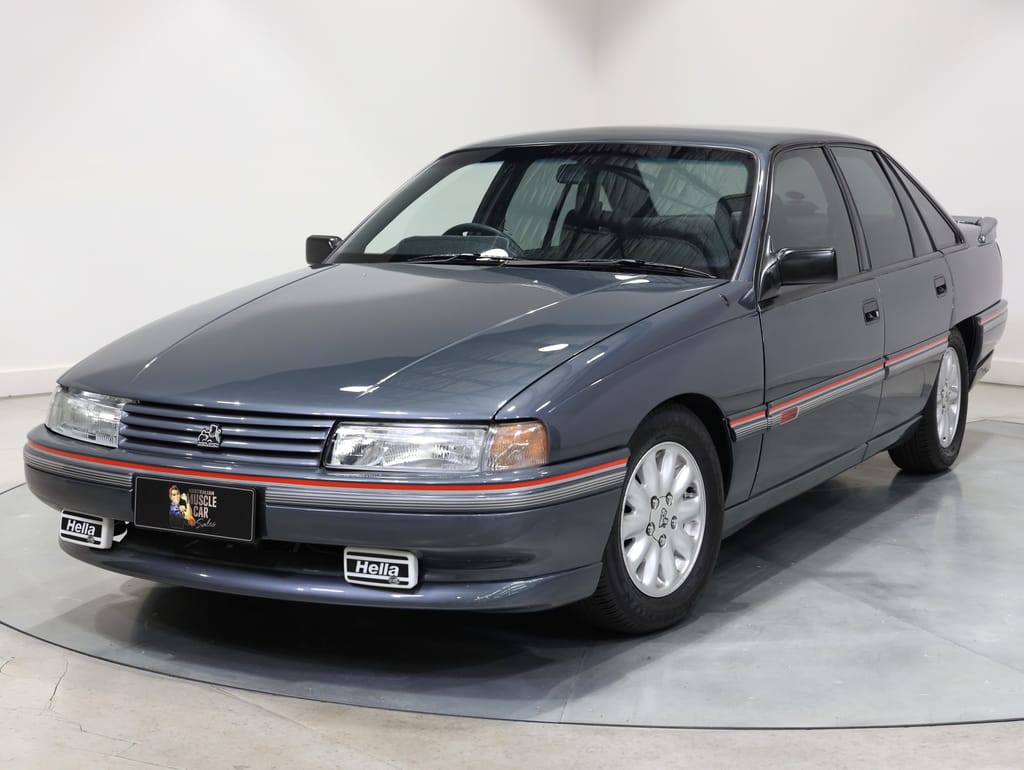 1990 Holden VN SS - Atlas Grey 