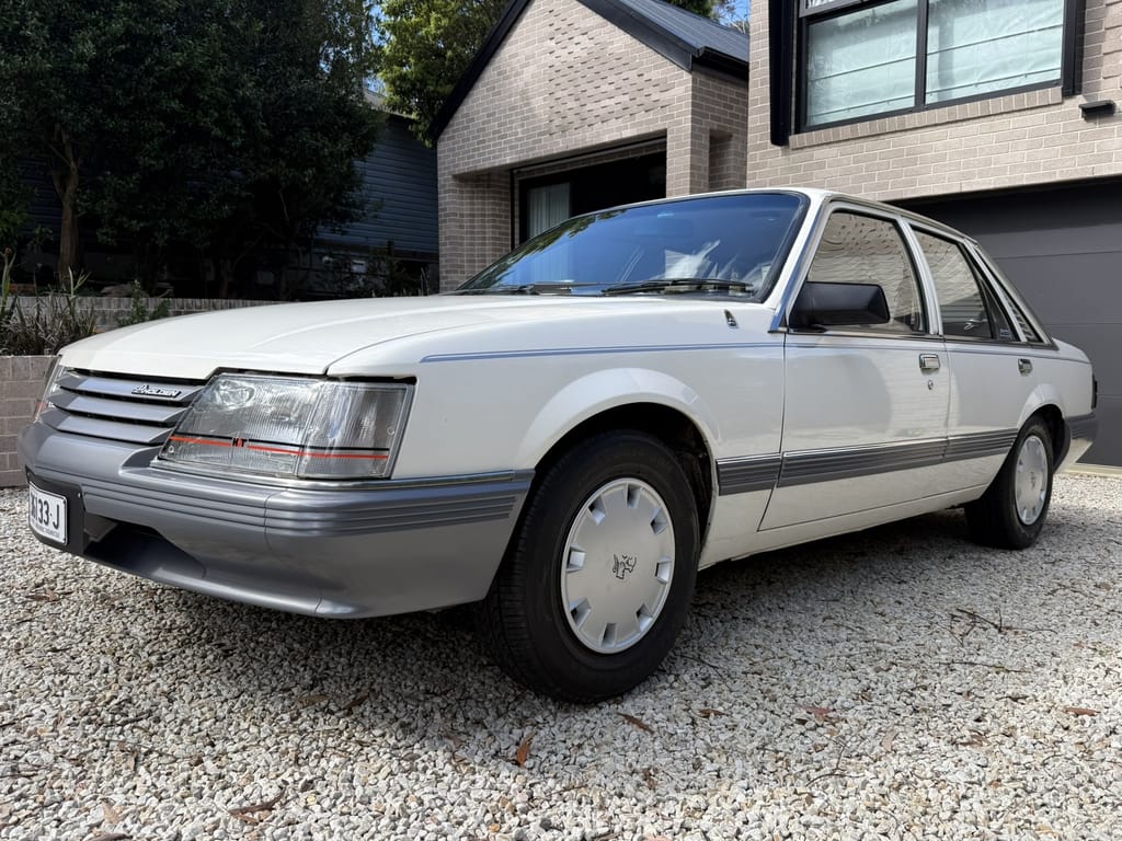 1985 Holden VK Commodore SL  4.9L V8 manual - 134 pack - Image 217318