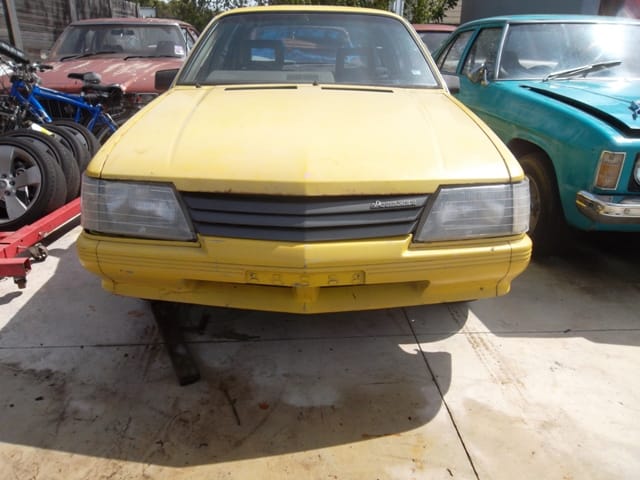 VK Commodore Ex Police Chaser