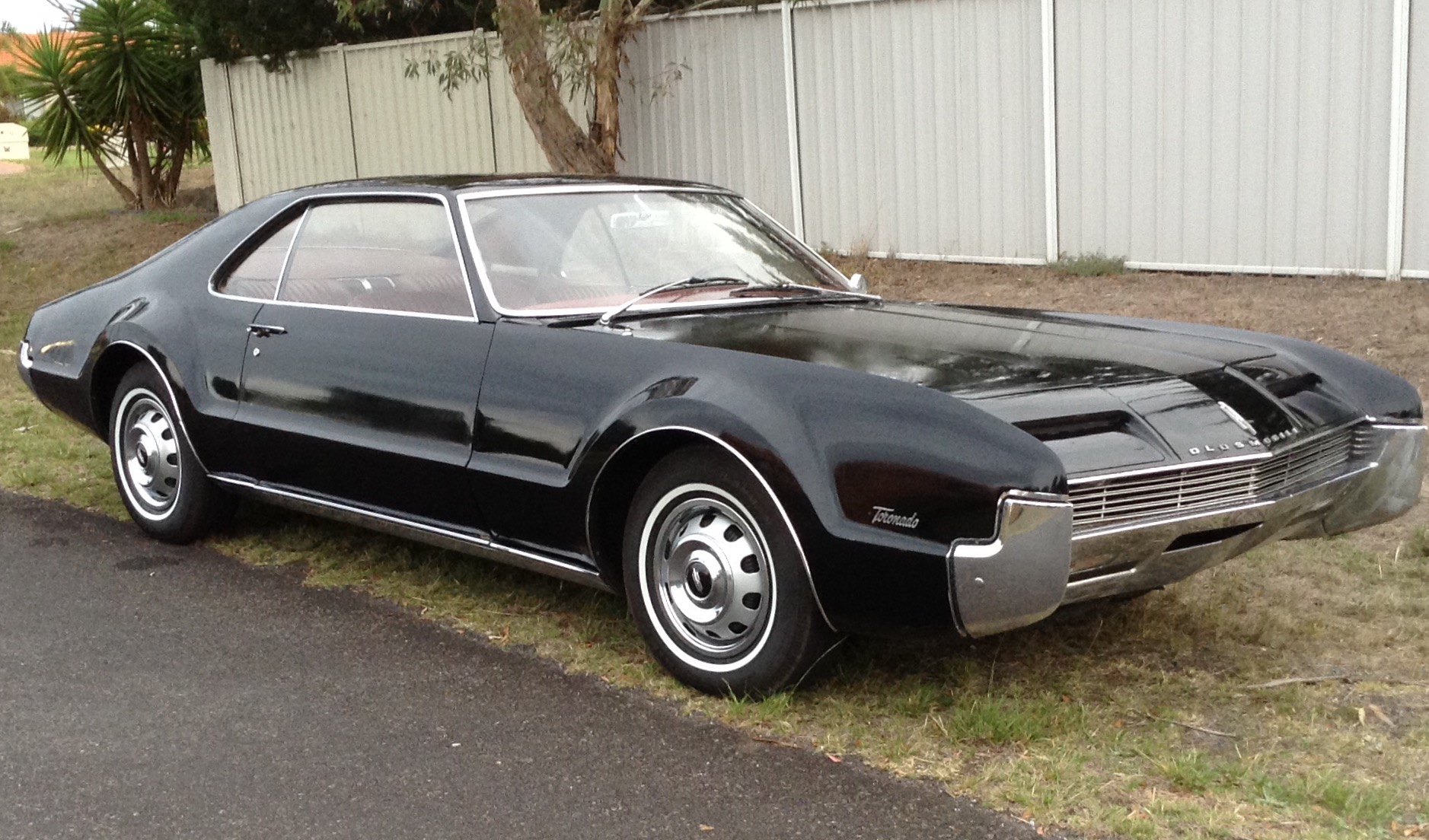 1966 Oldsmobile Toronado GM 425ci 7 litre BIG BLOCK V8