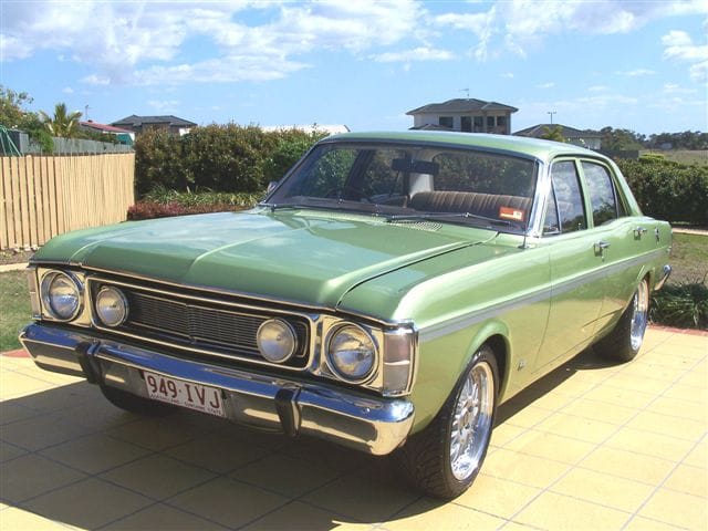 XW Falcon 500 302 V8