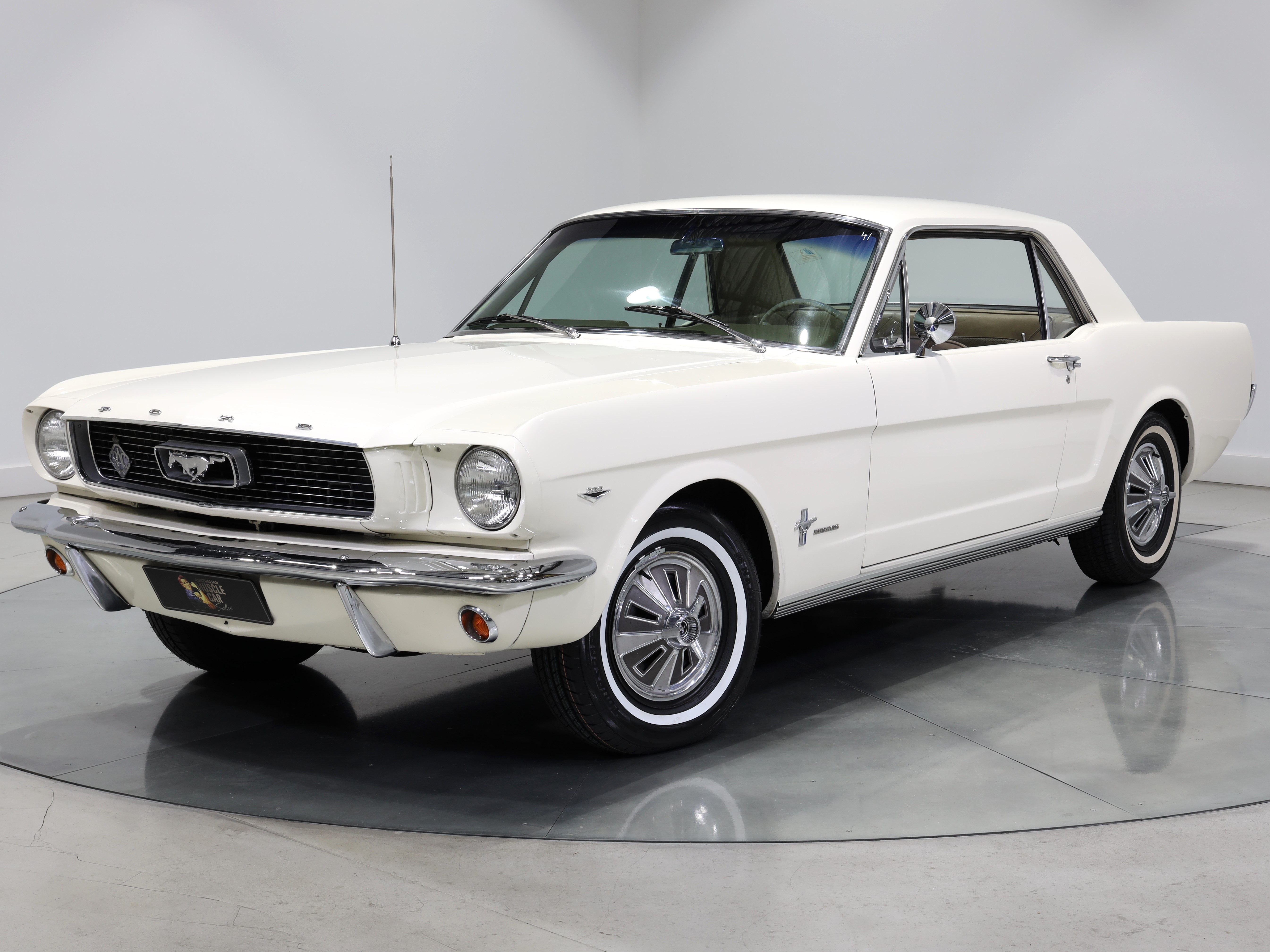 1966 Ford Mustang Hardtop 289ci - Wimbledon White …