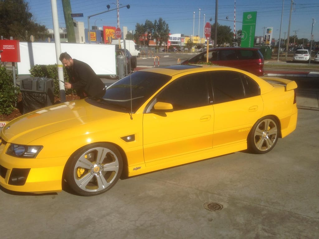 2005 VZ HSV SV6000 #006