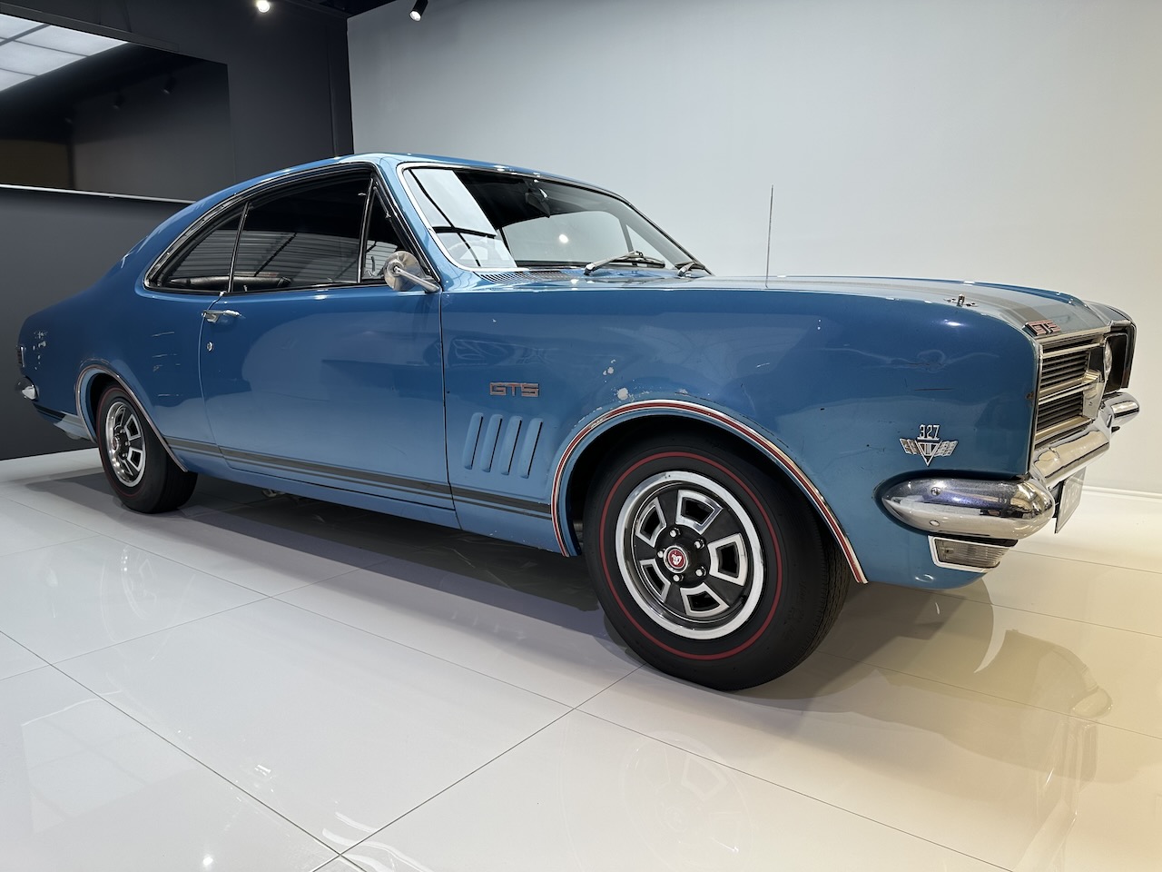1968 Holden HK Monaro Bathurst 327 V8 - Bright Blue Metallic
