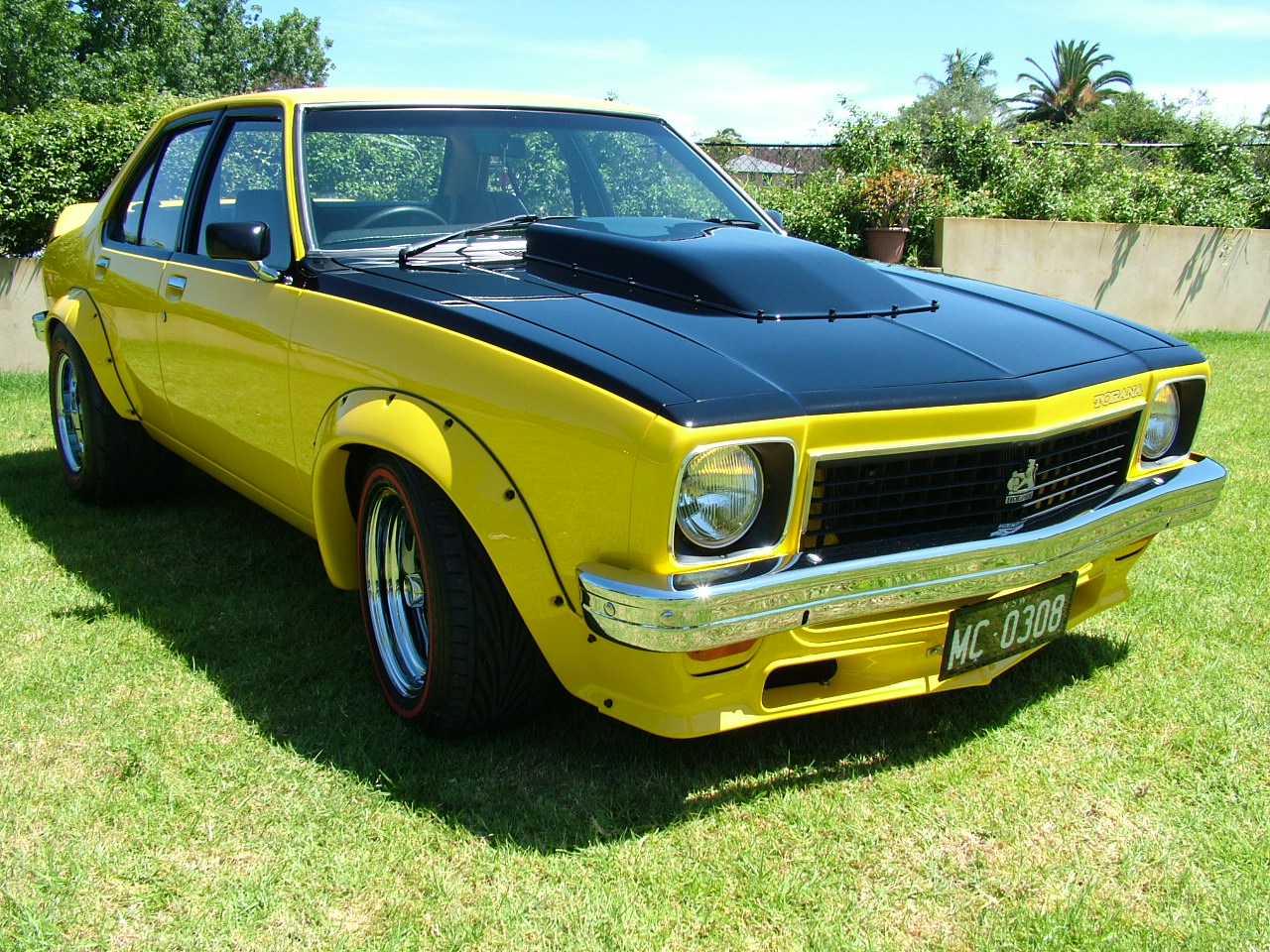 1977 LX SLR 5000 A9X Torana Tribute