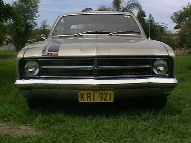 HK 327 Bathurst Monaro