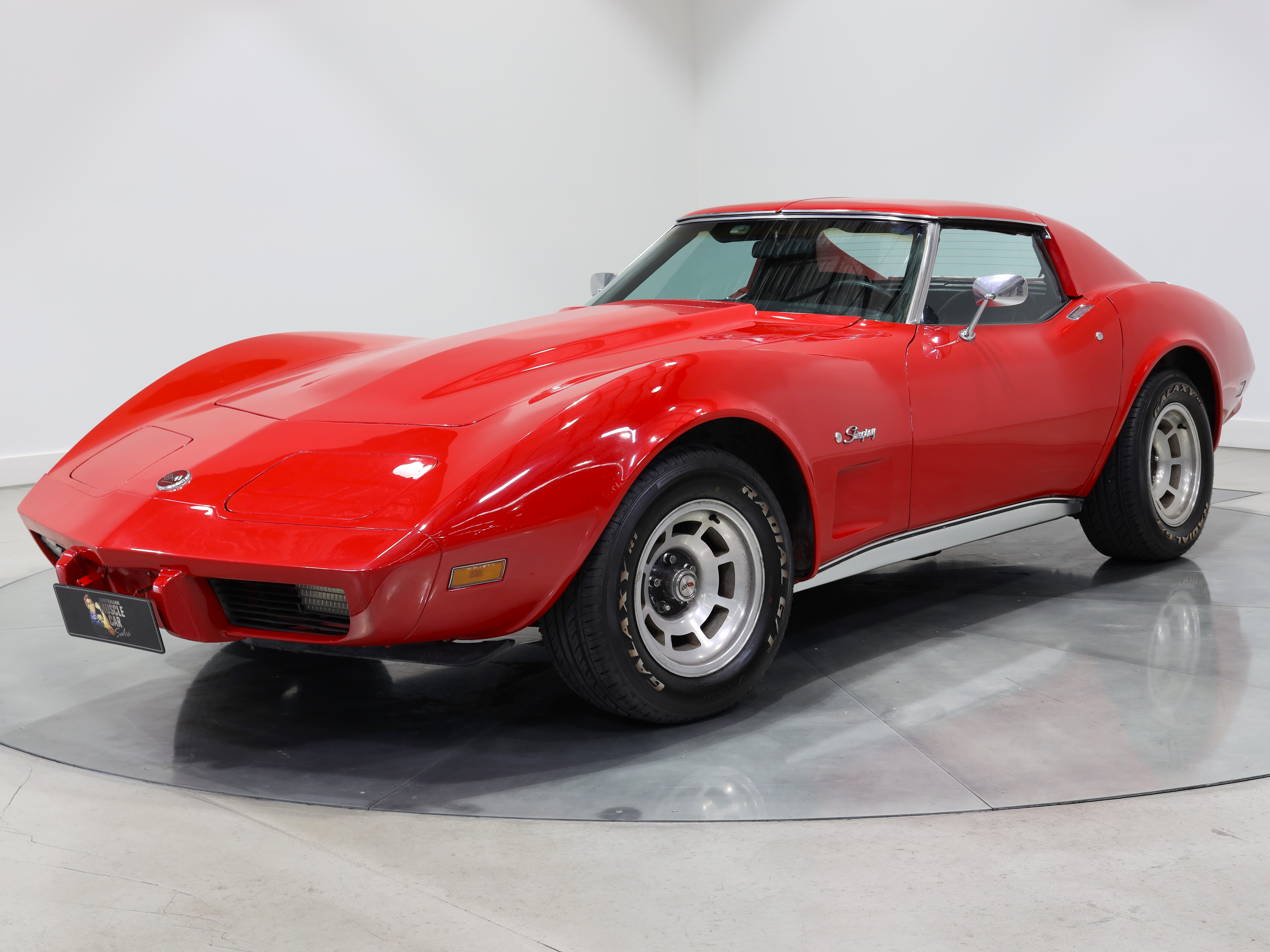 1976 Chevrolet Corvette Stingray C3 Targa 350ci - Medium Red