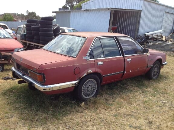 VB SLE Commodore 5 litre 4 speed