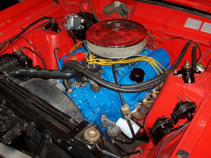 Allan Moffat's XA GT Race Car Replica