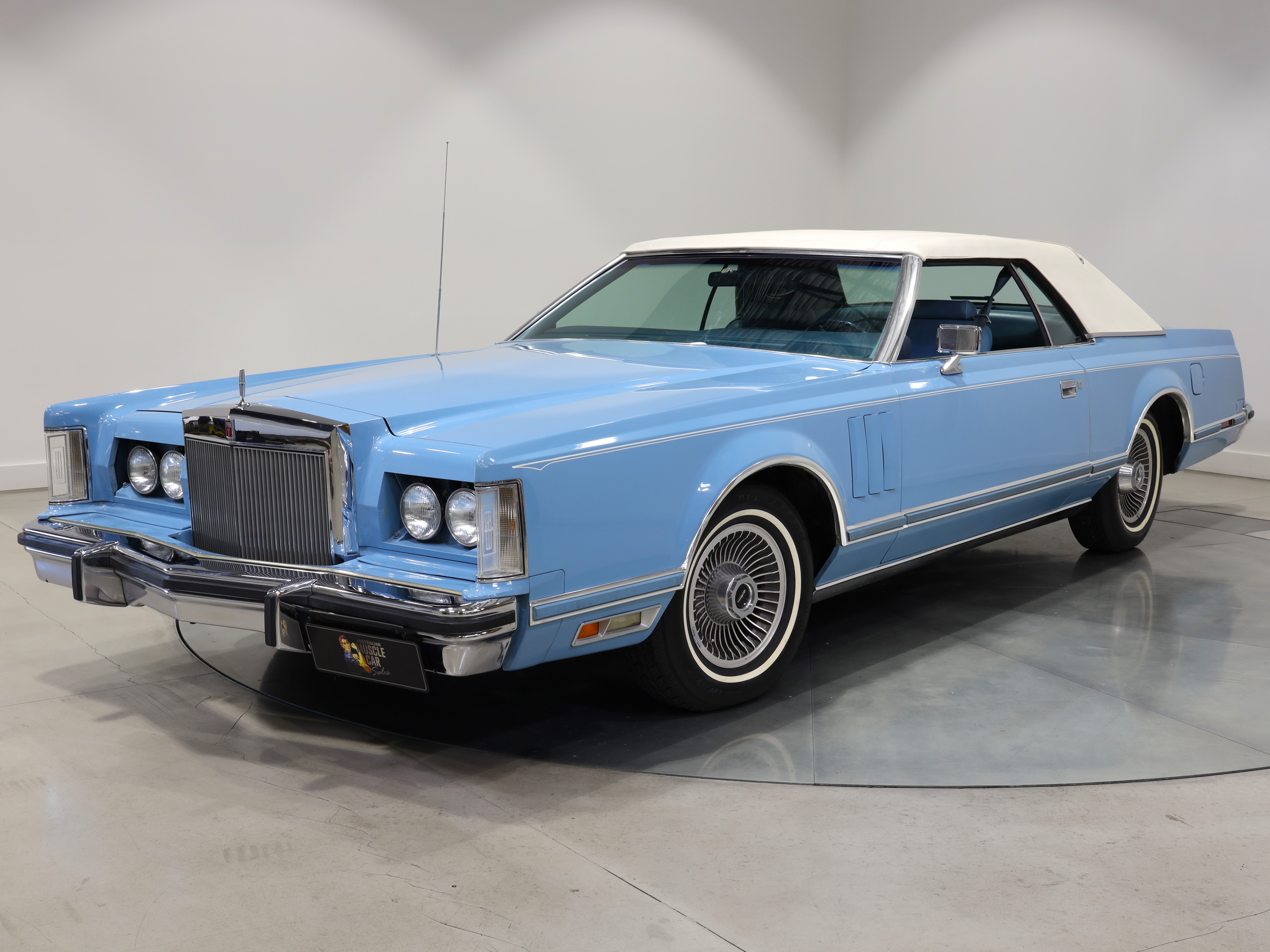 1978 Lincoln Continental Mark V 460ci V8 - Wedgewood Blue
