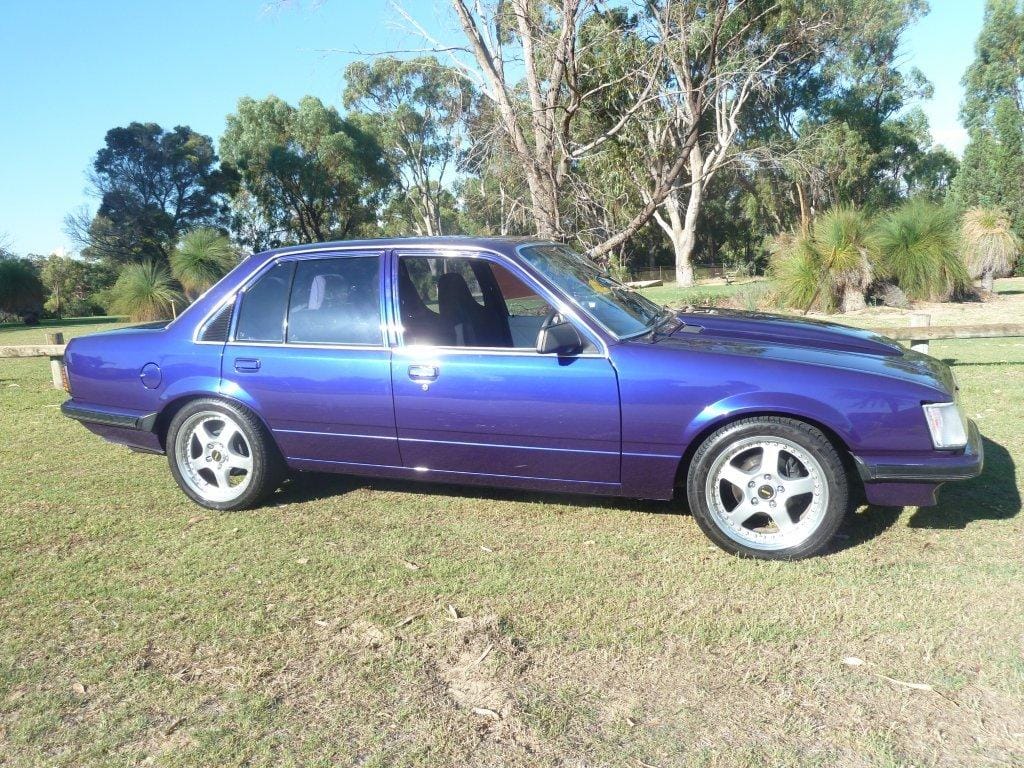 Custom VH Commodore 308 V8
