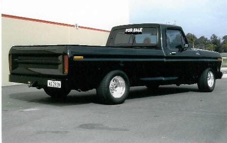 Ford F100 LWB Custom