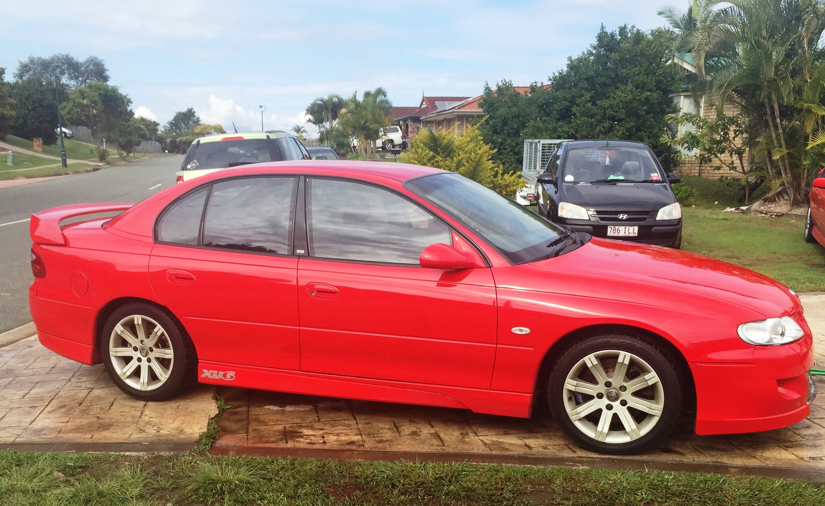 2000 VX HSV XU6