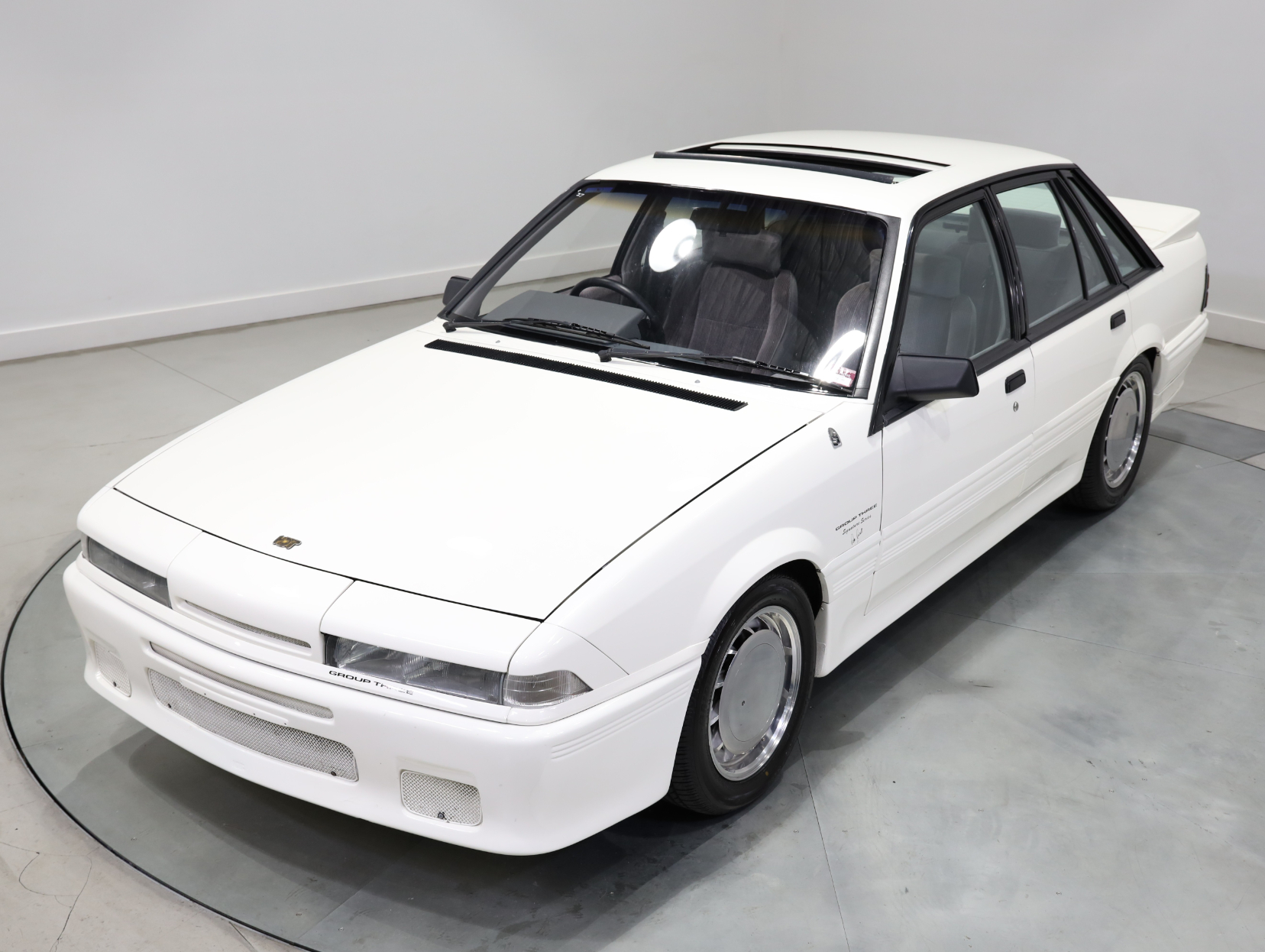 1987 HDT VL Brock Commodore Group 3 Signature Series - Build No 4175