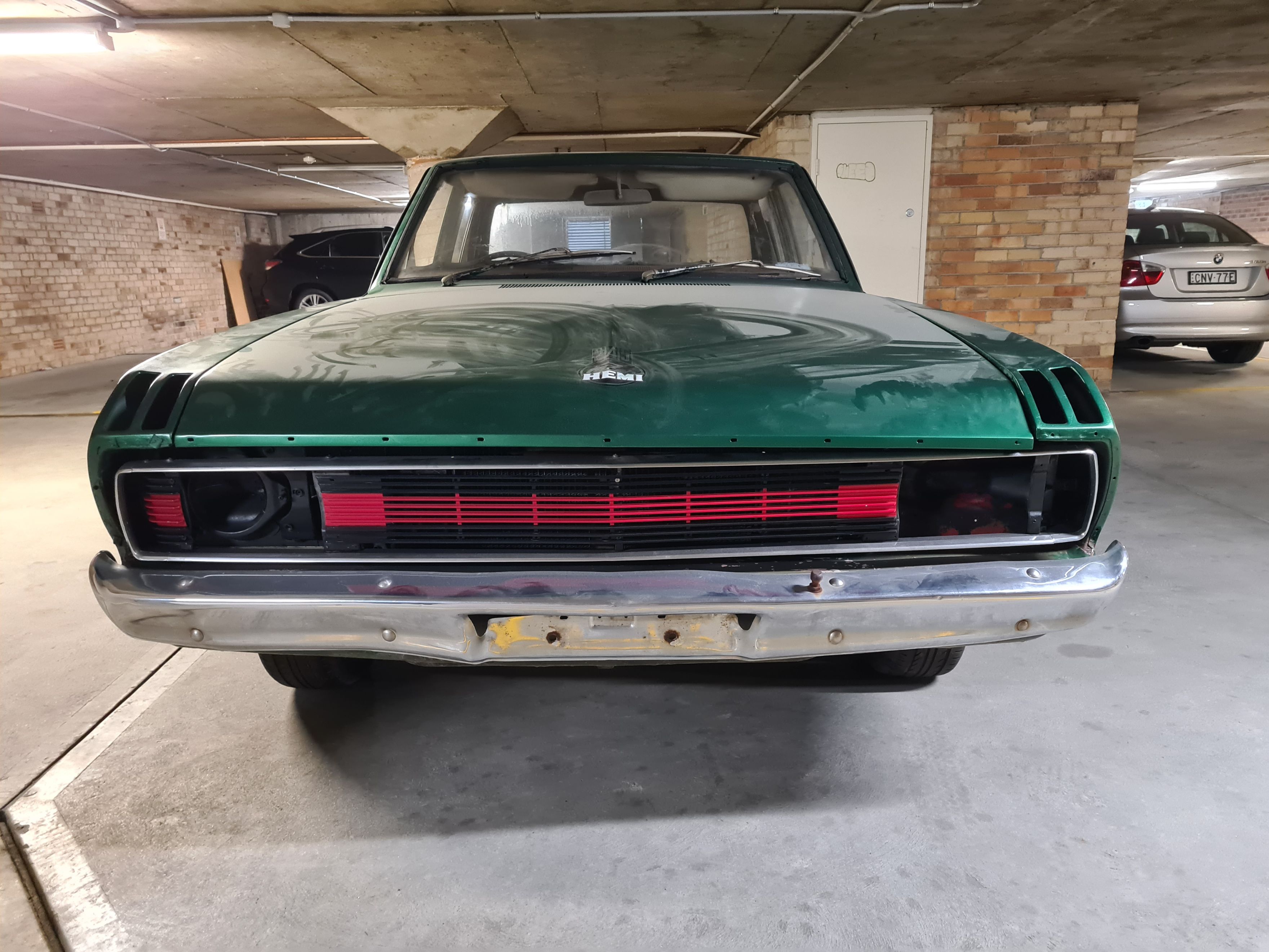 1971 Chrysler Valiant VG Pacer - Resto Project
