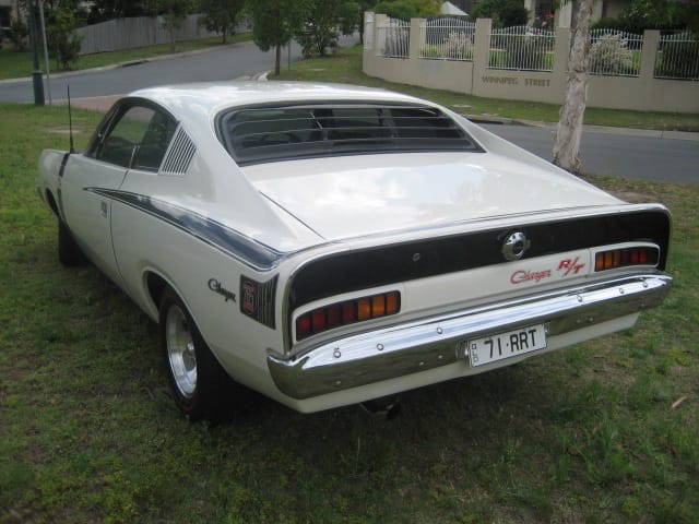 VH R/T Valiant Charger Replica - Image 15403