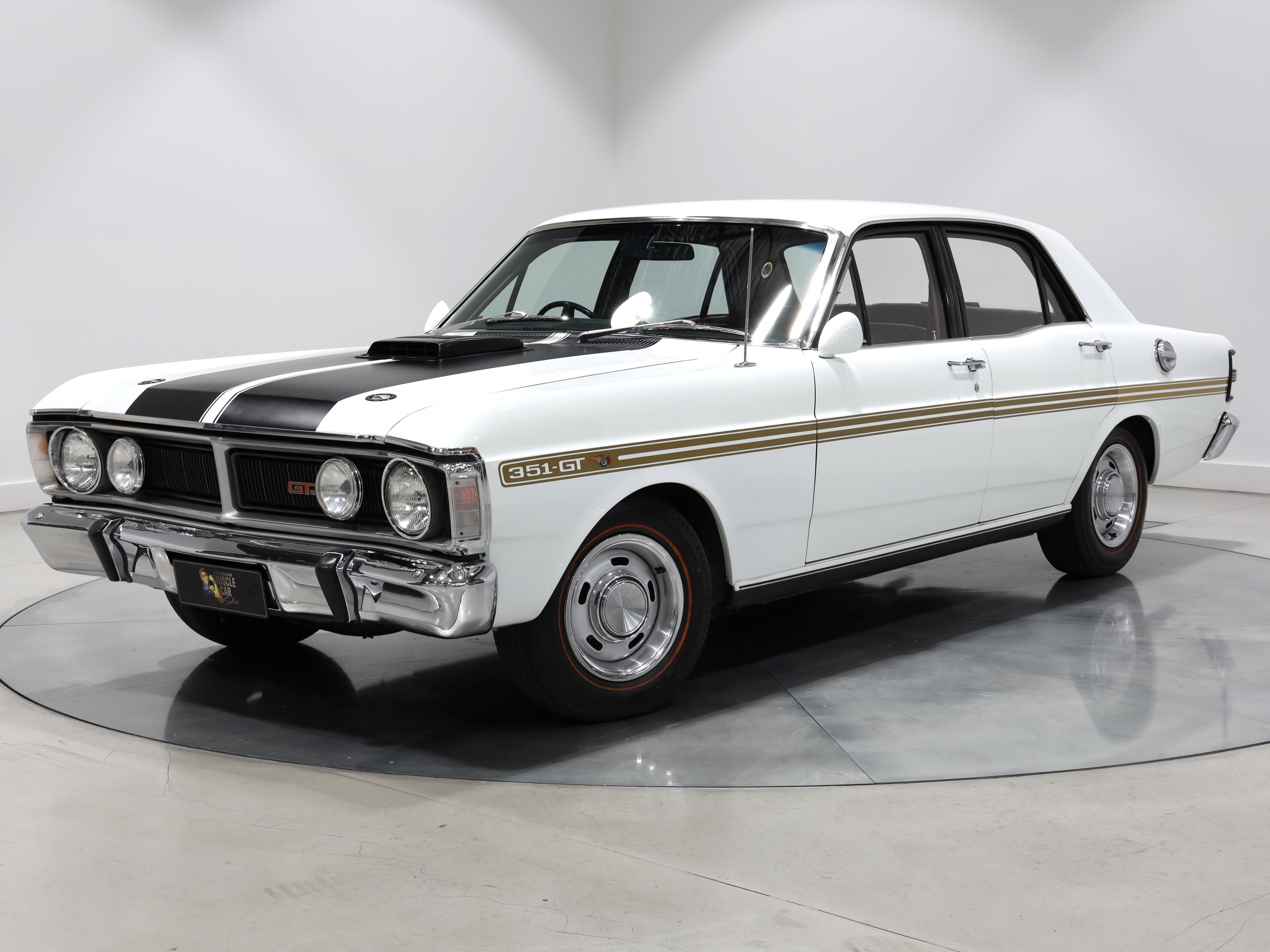 1971 Ford Falcon XY GT - Ultra White