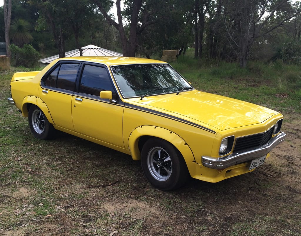 1976 LX Torana SL/R 5000 A9X/L34 Replica