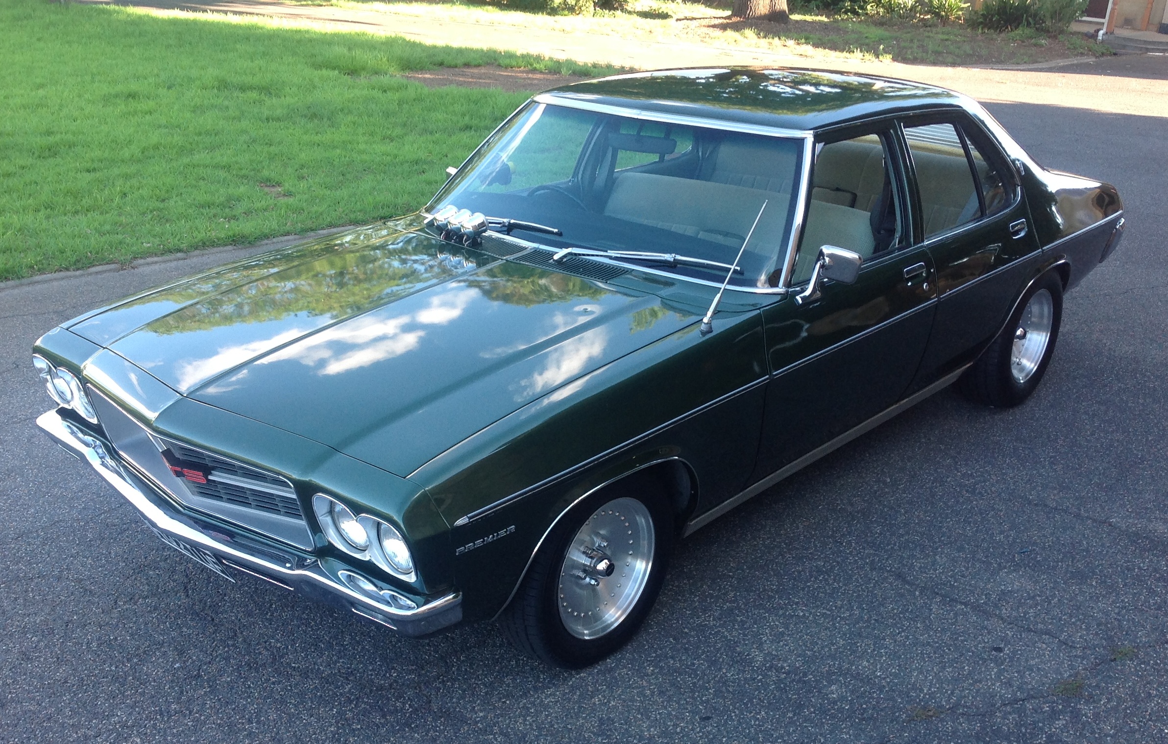 1971 HQ Holden Premier V8