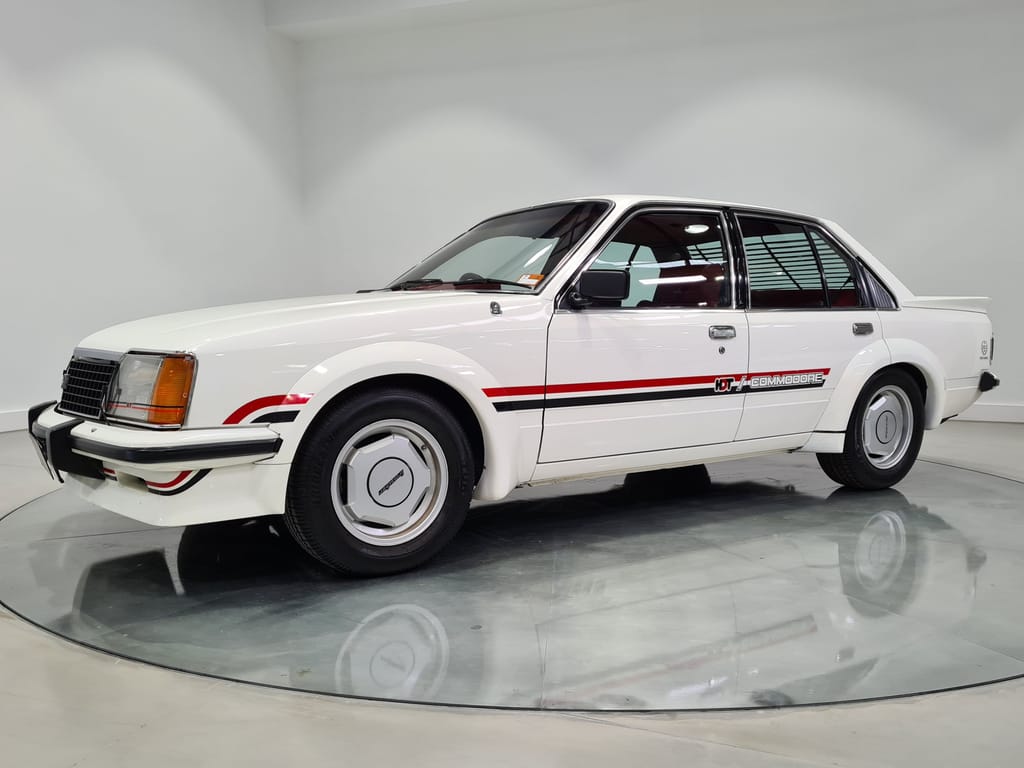 1980 VC HDT Brock Commodore #157