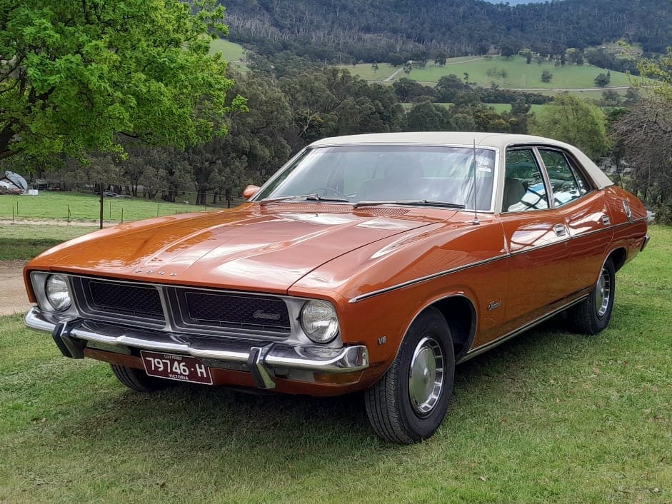 1976 XB Ford Fairmont 302 V8 - Copper Bronze