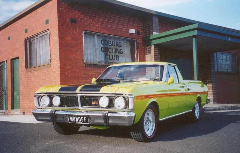 XY  GT Falcon Replica Ute