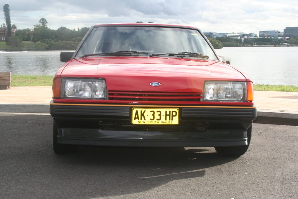 5.8L 4 Speed ESP Fairmont Ghia!!!