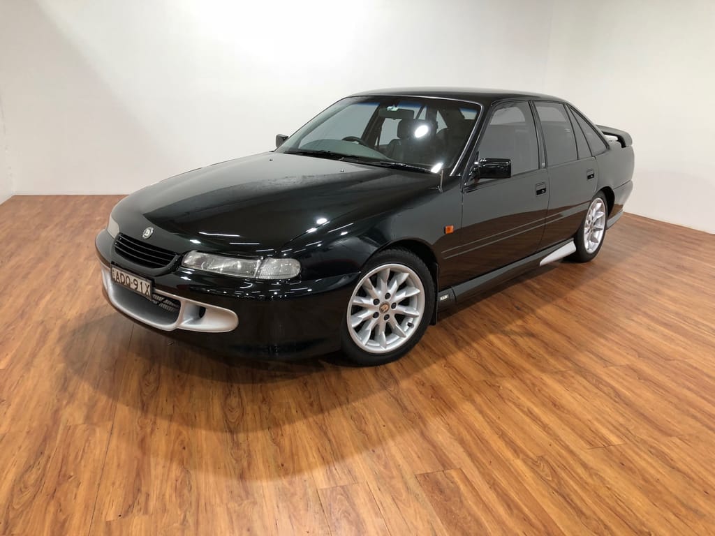 1995 VS HSV Senator # 158