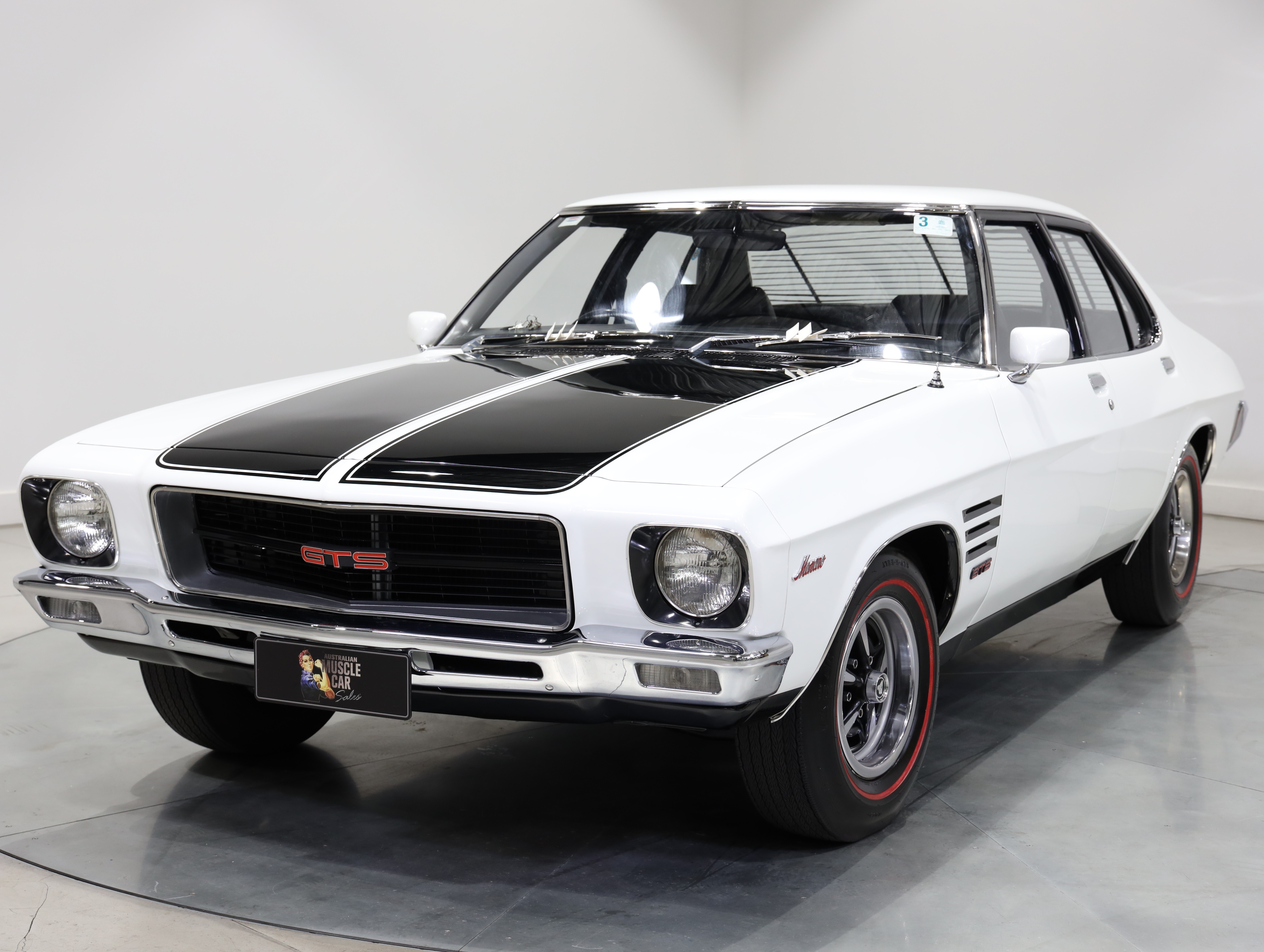 1974 Holden HQ Monaro GTS 308 4sp - Glacier White
