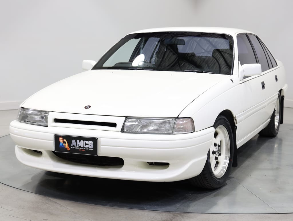 1989 HSV VN SV89 Build No 149 - Alpine White